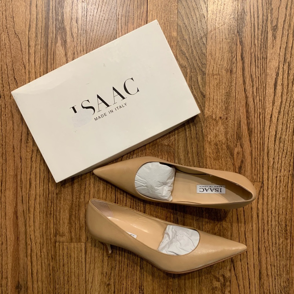 ISAAC (MIZRAHI) VILLA KIDSKIN PUMP IN CAMEL SZ 9